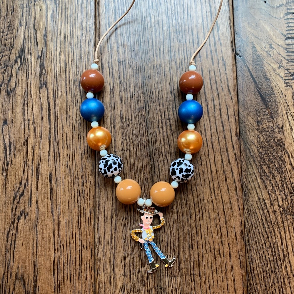 Chunky bead necklace
